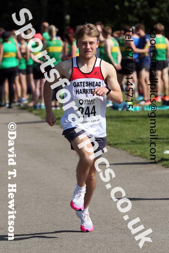 Senior Mens 2021 NECAA Road Relay Champs., Hetton Lyon Country Park, Hetton le Hole, County Durham. Photo: David T. Hewitson/Sports for All Pics